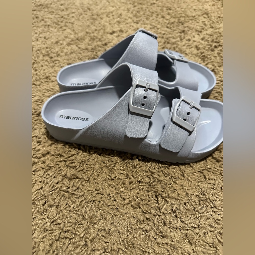 Maurice’s foam sandals